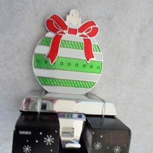 Christmas Round Gift Pkg Stocking Holder Metal NWT